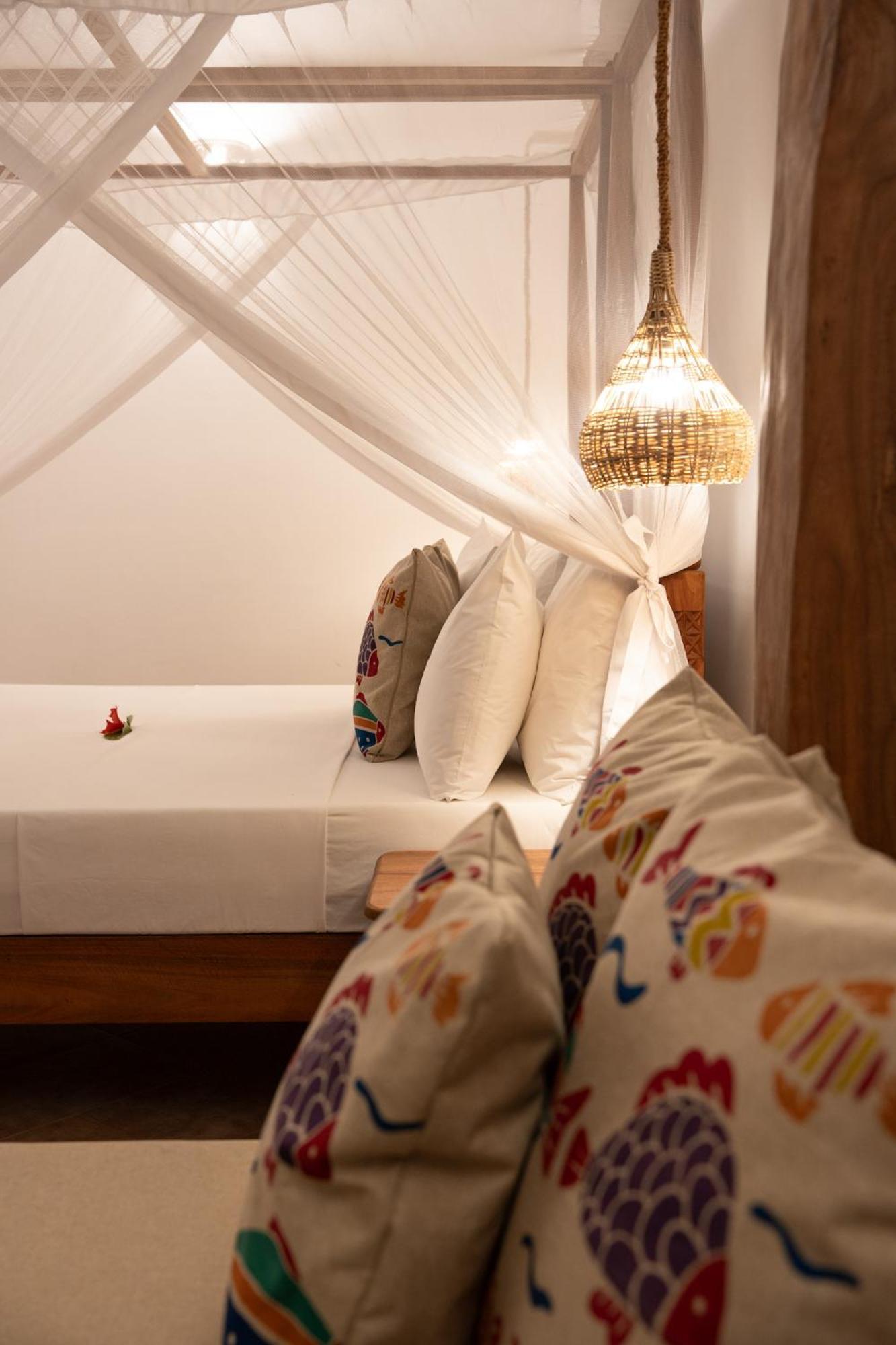 Mvuvi Boutique Resort Kiwengwa  ภายนอก รูปภาพ
